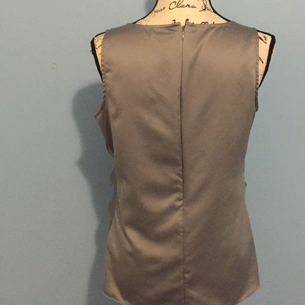 5 for 20.00 Ruffle top - Picture 3 of 5